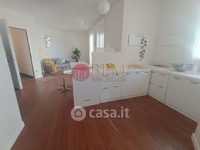 Appartamento in residenziale in Piazza Attias 25