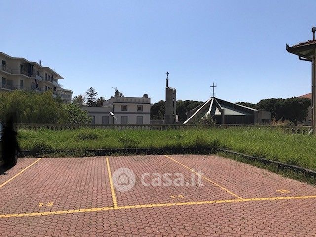 Box/posto auto in residenziale in Via Martiri della LibertÃ  47