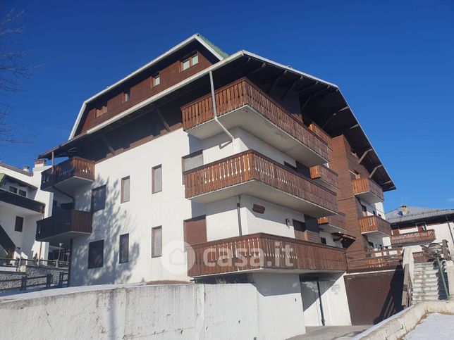 Appartamento in residenziale in Via Monte Zingarella 1