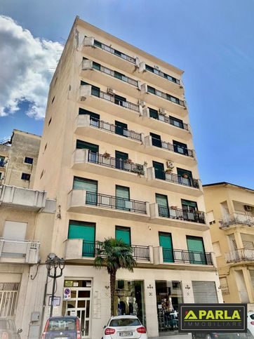 Appartamento in residenziale in Viale Regina Margherita