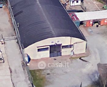 Capannone in commerciale in Via Boscone