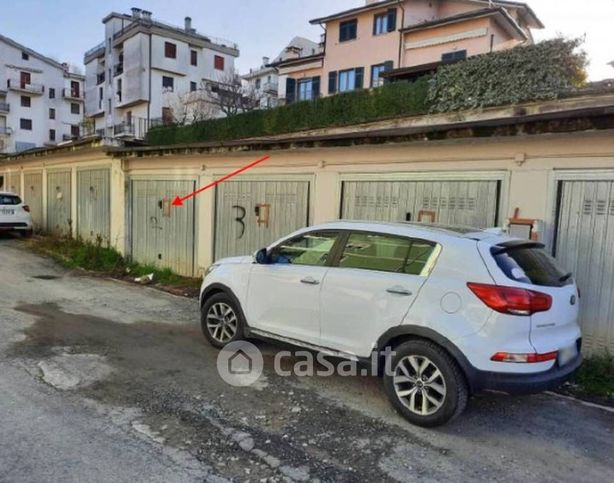 Box/posto auto in residenziale in Largo Altiero Spinelli