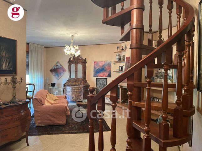 Appartamento in residenziale in Circonvallazione Istoniense 204 a