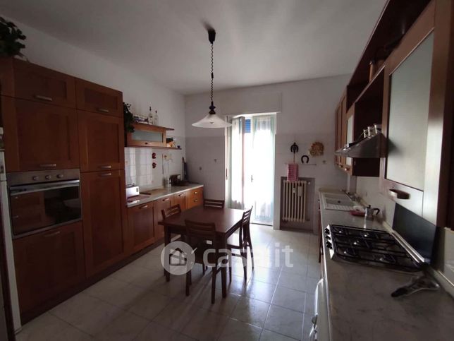 Appartamento in residenziale in Via delle Rose 9