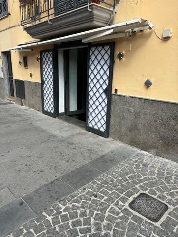 Attività/licenza (con o senza mura) in commerciale in Corso della Repubblica