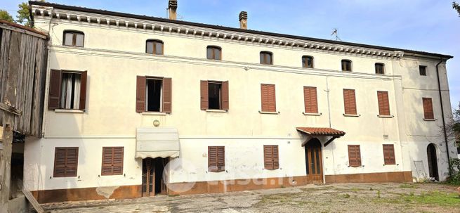 Rustico/casale in residenziale in Via Molino Nuovo 20