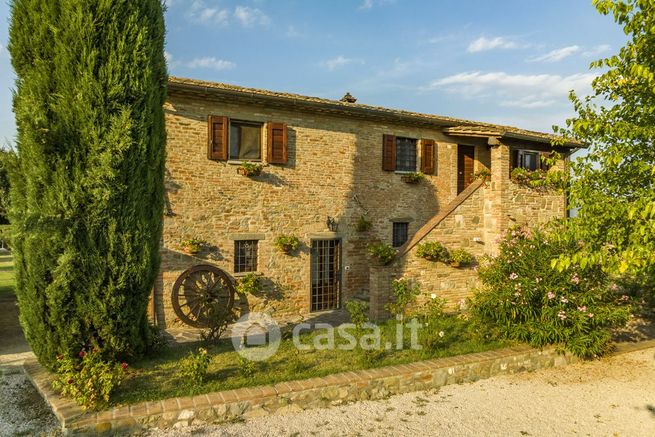 Rustico/casale in residenziale in MONTECCHIO