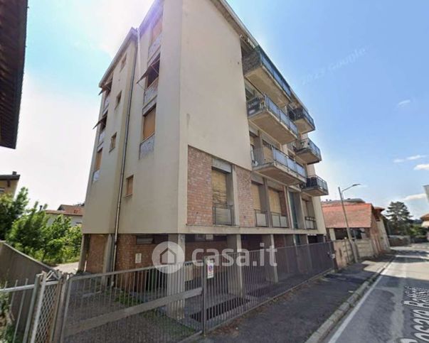 Appartamento in residenziale in Via Cesare Battisti 10