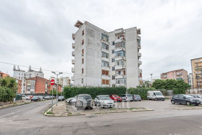 Appartamento in residenziale in Via Gela 1