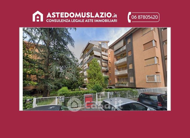 Appartamento in residenziale in Via Domenico Comparetti 76