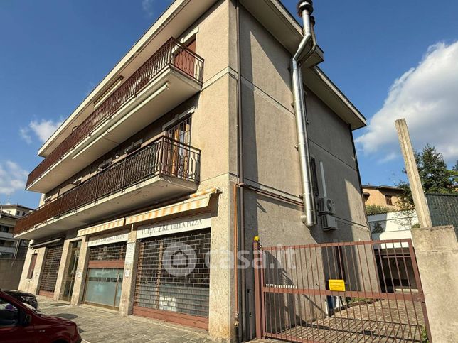 Appartamento in residenziale in Piazza Luigi Cadorna 10