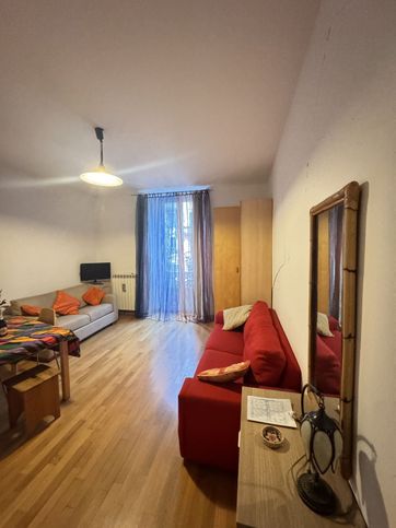 Appartamento in residenziale in Via Luigi Porro Lambertenghi 25