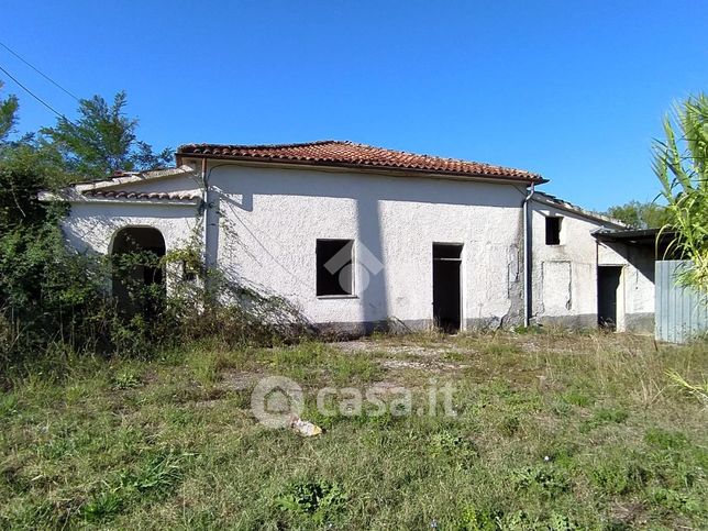 Casa indipendente in residenziale in Via Montello 58