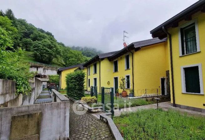 Villetta a schiera in residenziale in Via San Michele 10