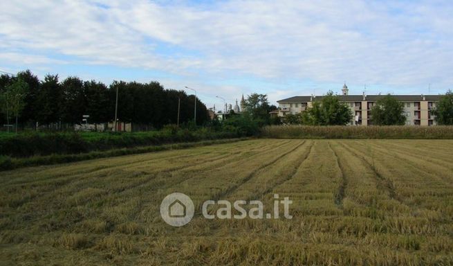 Terreno edificabile in residenziale in Via Po