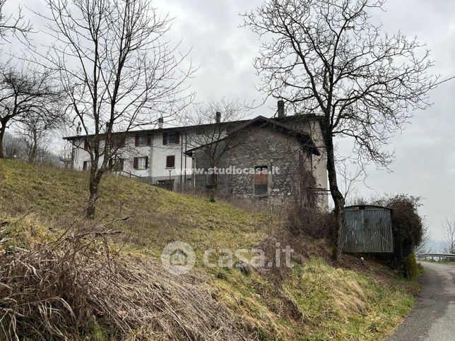 Casa indipendente in residenziale in Via don Vittorio Cortinovis