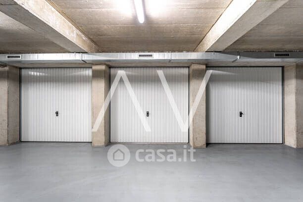 Garage/posto auto in residenziale in Via Wagner