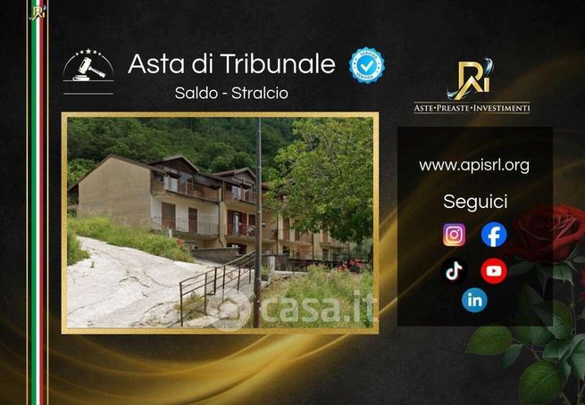 Villetta a schiera in residenziale in Via Nazionale