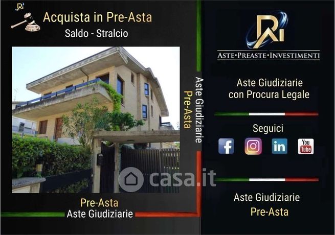 Appartamento in residenziale in Via Viole 69