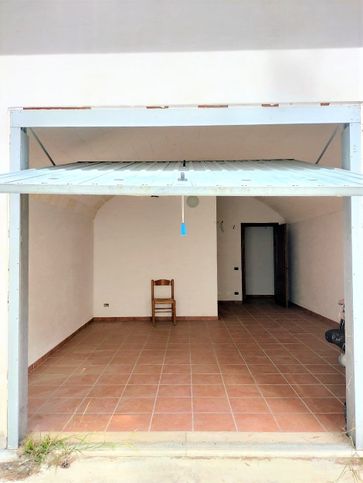 Garage/posto auto in residenziale in sp lecce novoli 161