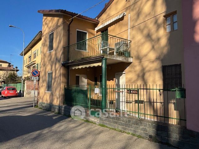 Casa indipendente in residenziale in Via Erbognetta 120