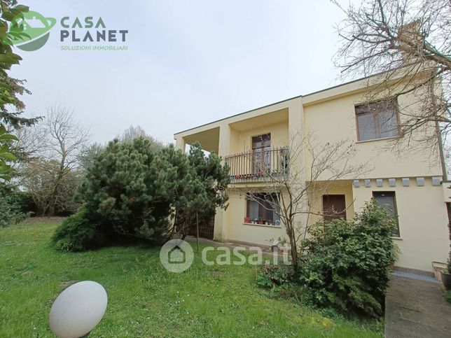 Villetta a schiera in residenziale in