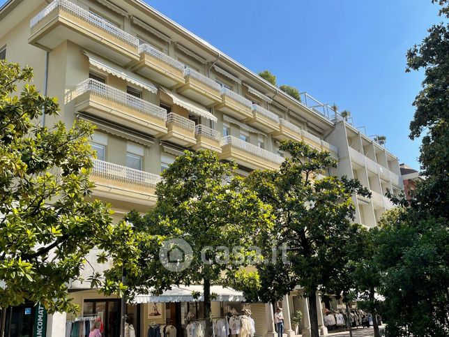 Appartamento in residenziale in Viale Dante Alighieri 7