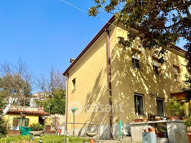 Appartamento in residenziale in Scala Santa 45