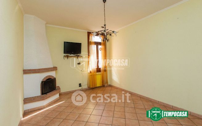 Appartamento in residenziale in Via Monte Rosa 11