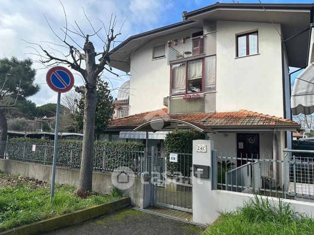 Appartamento in residenziale in Via Matrice Destra 24