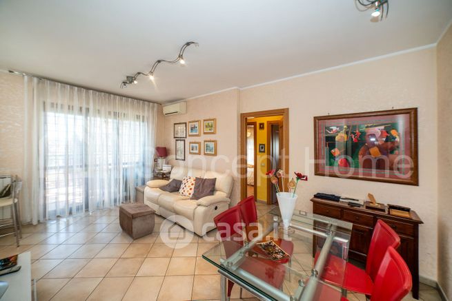 Appartamento in residenziale in Via Santa Teresa di Gallura 27