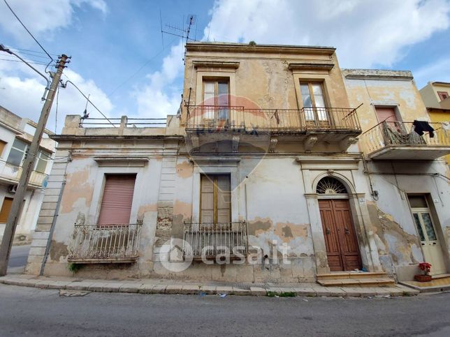 Casa indipendente in residenziale in Via Guglielmo Tell 2