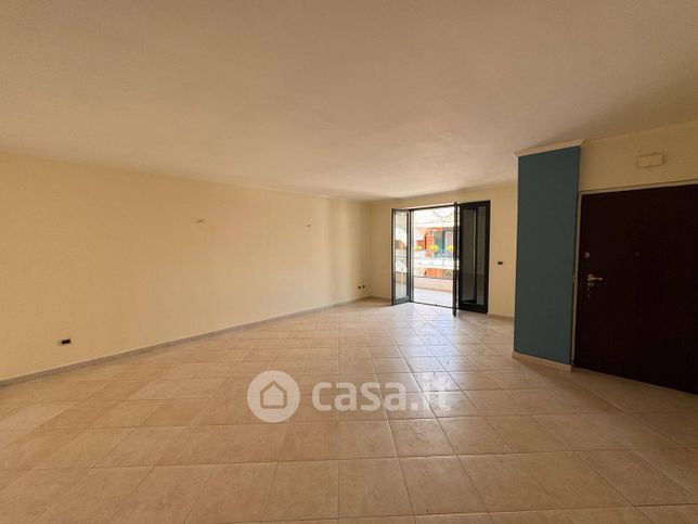 Appartamento in residenziale in Via D'Emilio