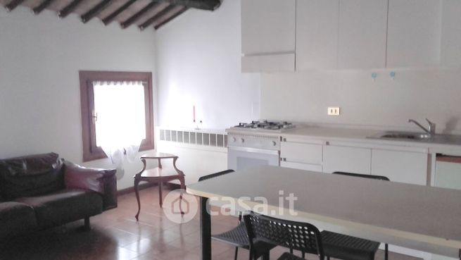 Appartamento in residenziale in Strada Padana Verso Verona