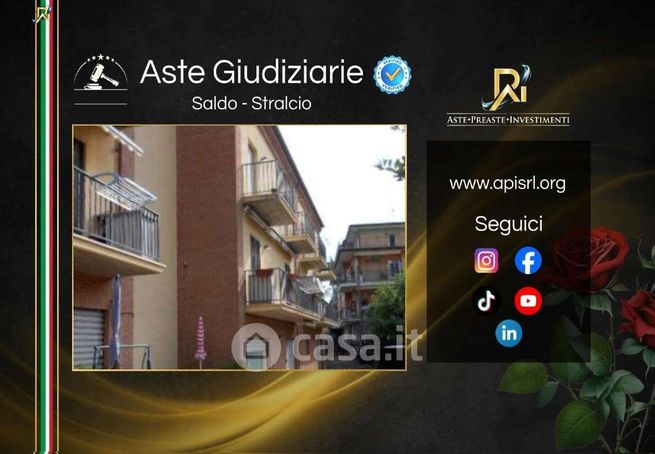Appartamento in residenziale in Via Michelangelo Buonarroti 143