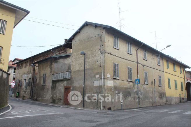 Casa indipendente in residenziale in Via Indipendenza 2