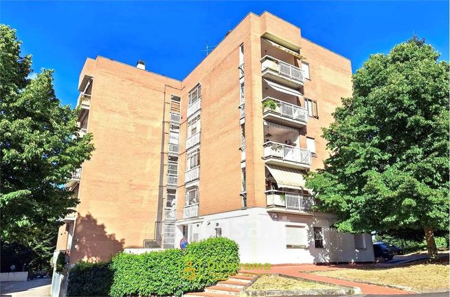 Appartamento in residenziale in Via Santorre di Santarosa 16