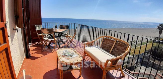 Appartamento in residenziale in Via Recanati