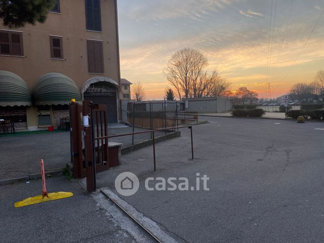 Garage/posto auto in residenziale in Piazza G.Puccini 16