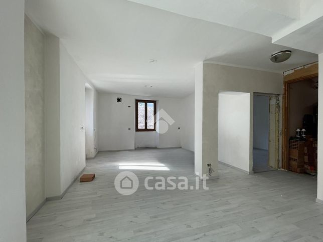 Appartamento in residenziale in Via Piazzetta 8