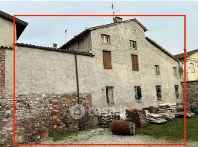 Casa bi/trifamiliare in residenziale in Via Porto