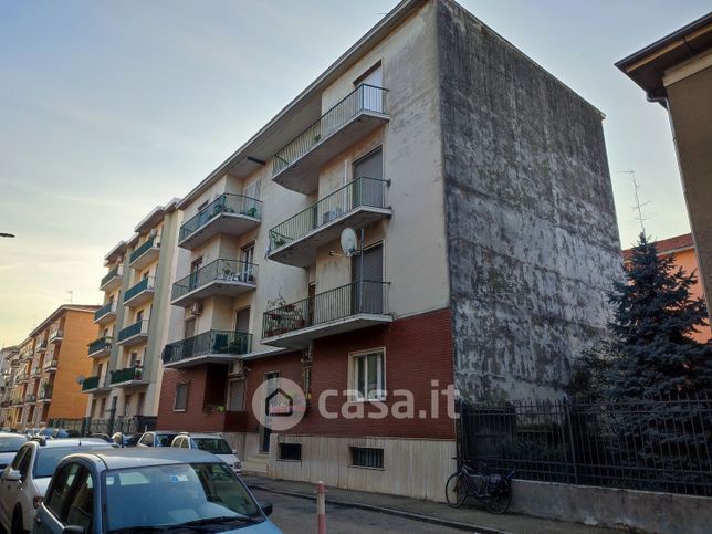 Appartamento in residenziale in Via Neghelli 6