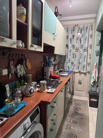 Appartamento in residenziale in Via Petronio