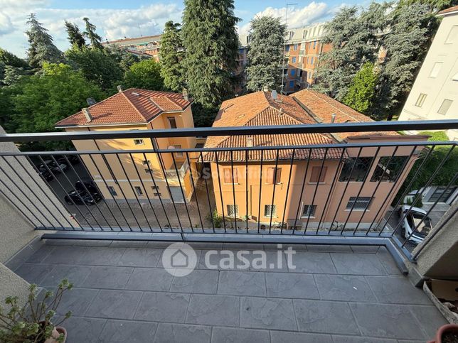 Appartamento in residenziale in Via Arsenio Crespellani
