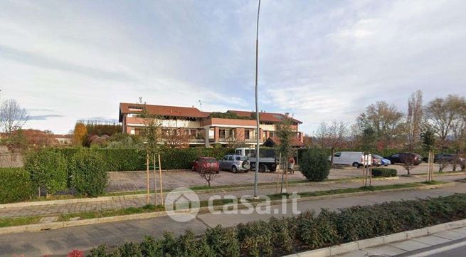 Box/posto auto in residenziale in Via Giacomo Matteotti 59