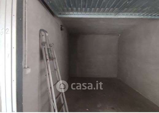 Box/posto auto in residenziale in Via Piero Gobetti