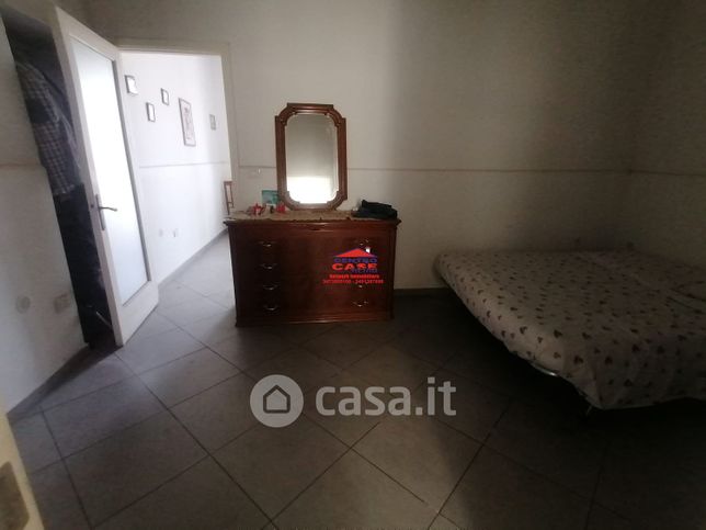 Casa indipendente in residenziale in 