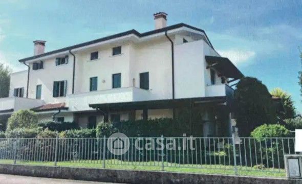 Appartamento in residenziale in Via Tintoretto 14