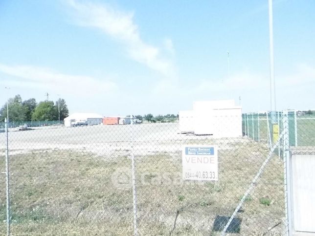 Terreno agricolo in commerciale in Via dell'Idrovora