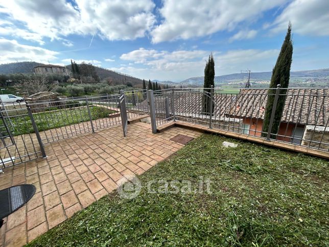 Appartamento in residenziale in Via del Castello 1